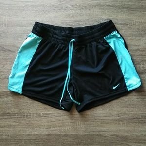 Nike Shorts M
